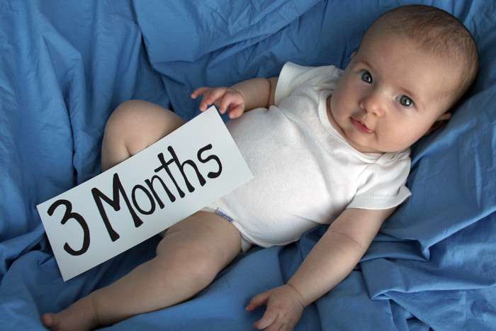 تطور الطفل في الشهر الثالث
